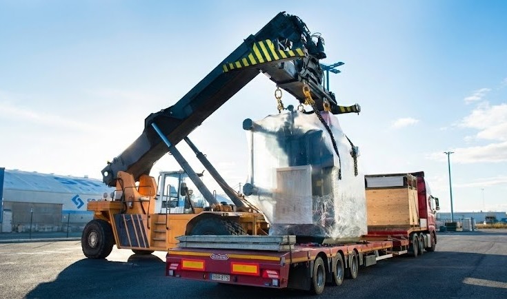 Heavy Crane